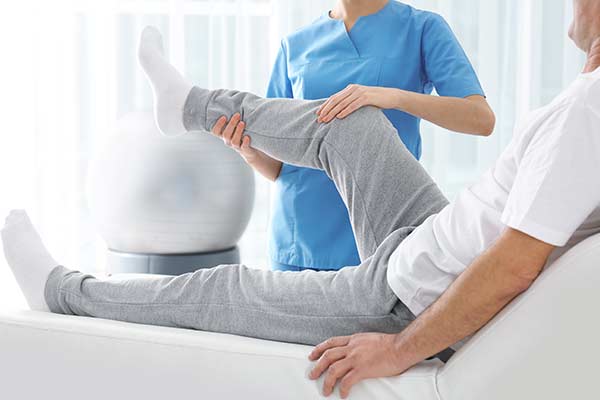 Physician-Supervised PT at Southern Sports Medicine Institute Physician-Supervised PT at Southern Sports Medicine Institute